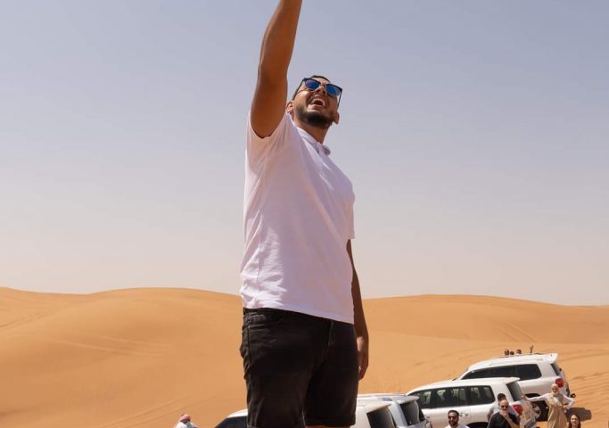 Unique SUNSET 4WD Red High Dunes Safari – with camp